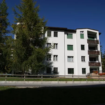 Landwasser Apartment *