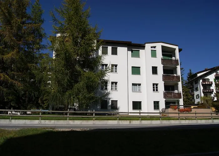 Landwasser Apartment *